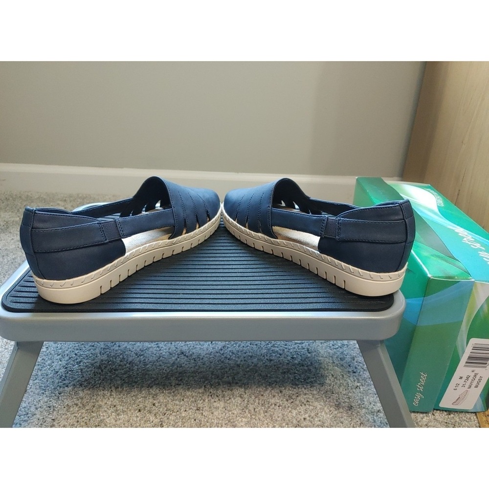 Easy Street Bugsy Navy / Gore Women's Slip On Shoes Sz. 6.5 M NIB 31-7245 - Picture 8 of 12
